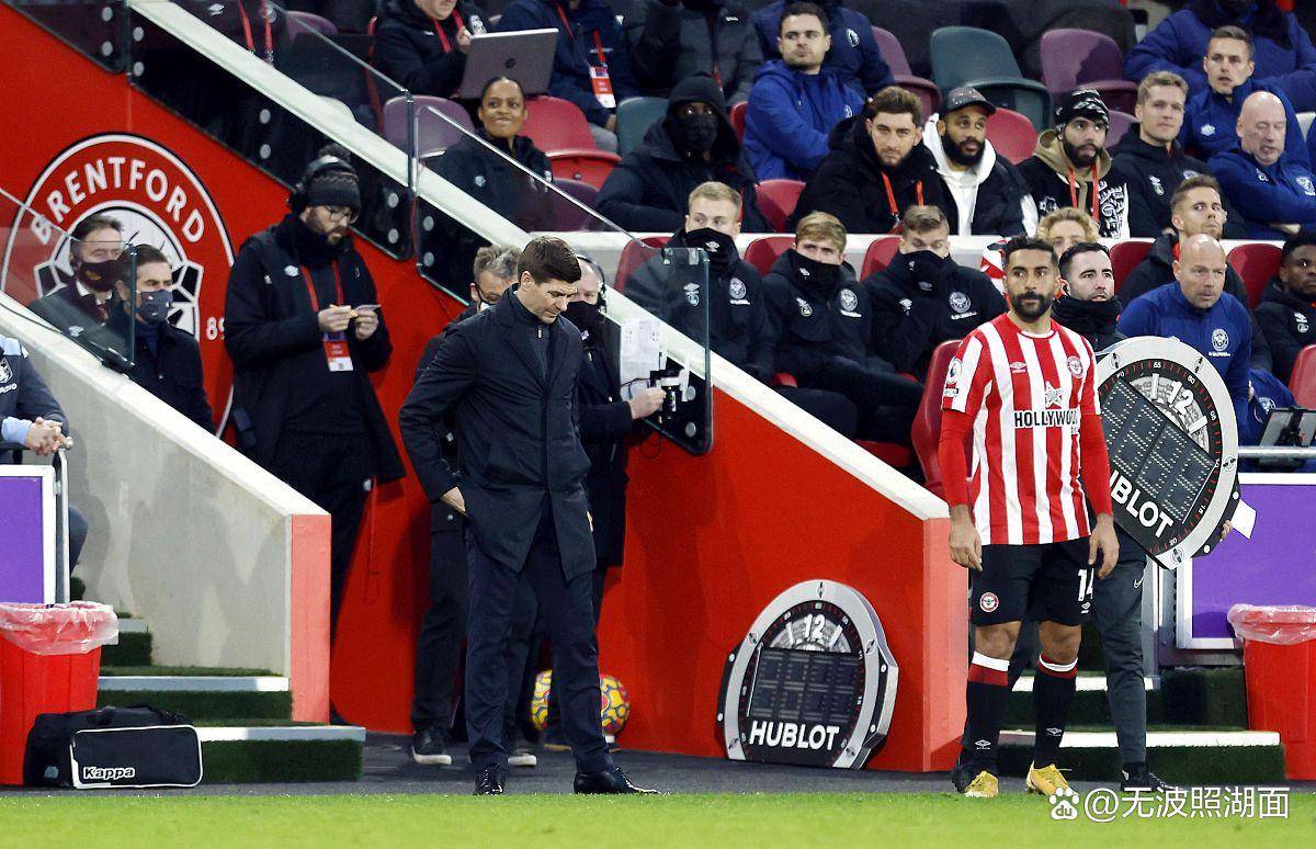 阿森纳前锋状态低迷，数场比赛未能取得进球